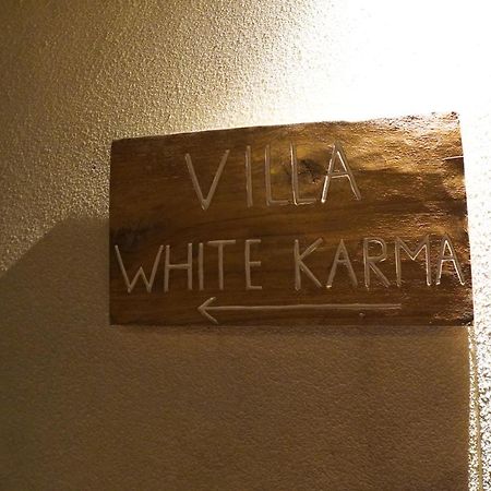 Villa White Karma Seminyak Eksteriør billede