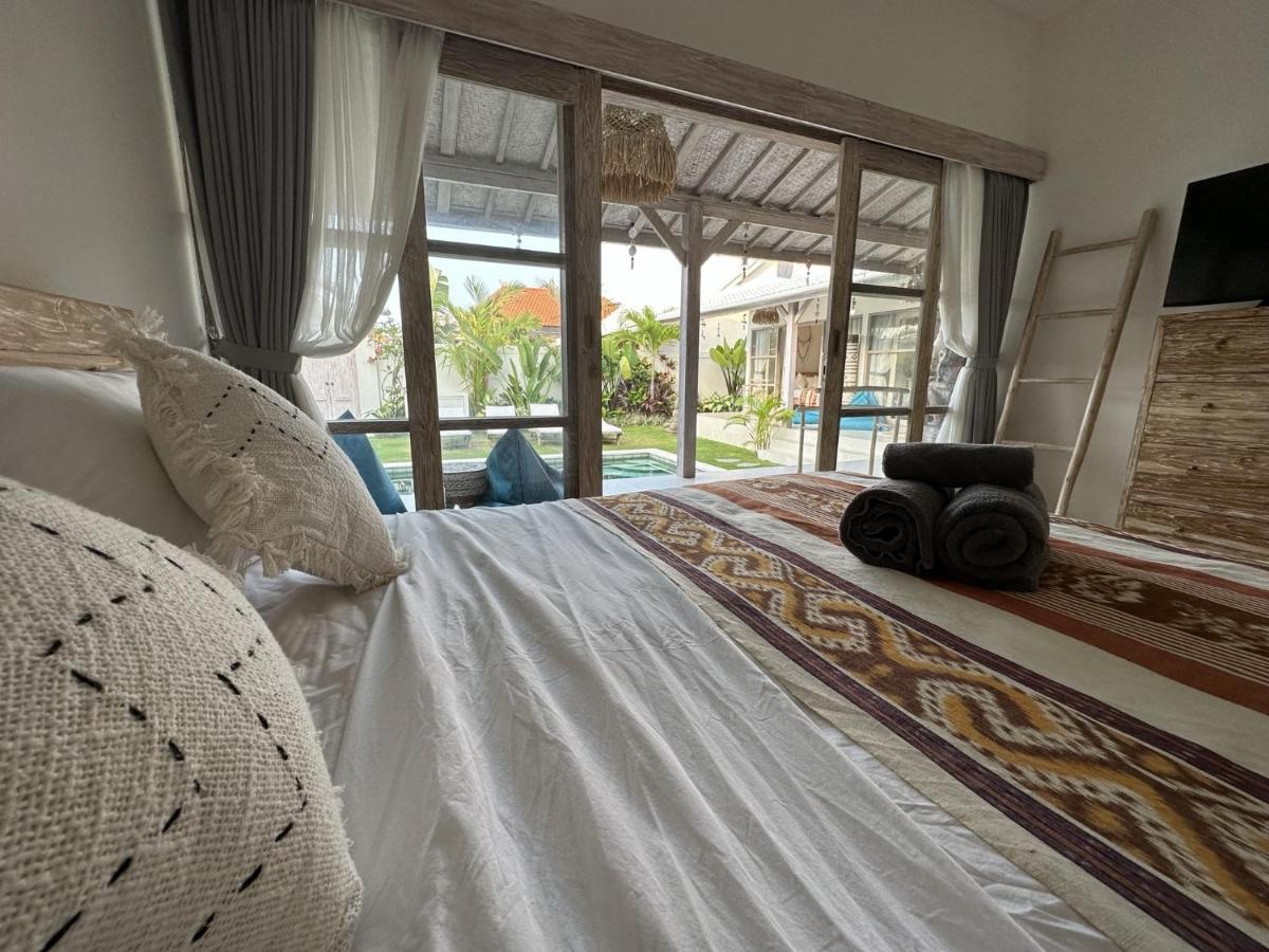 Villa White Karma Seminyak Eksteriør billede